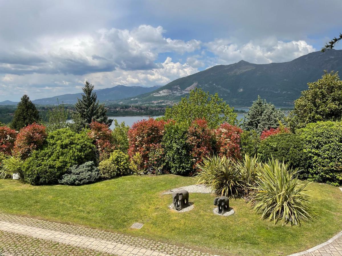 My Humble House -Appartamento In Villa Con Vista Lago Oggiono Екстериор снимка